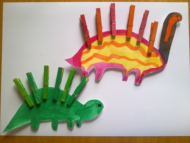 Dinosauři z kolíčků